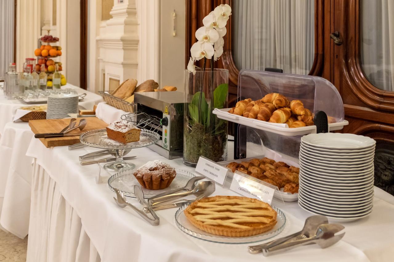 Grand Hotel & La Pace Spa Montecatini Terme Kültér fotó